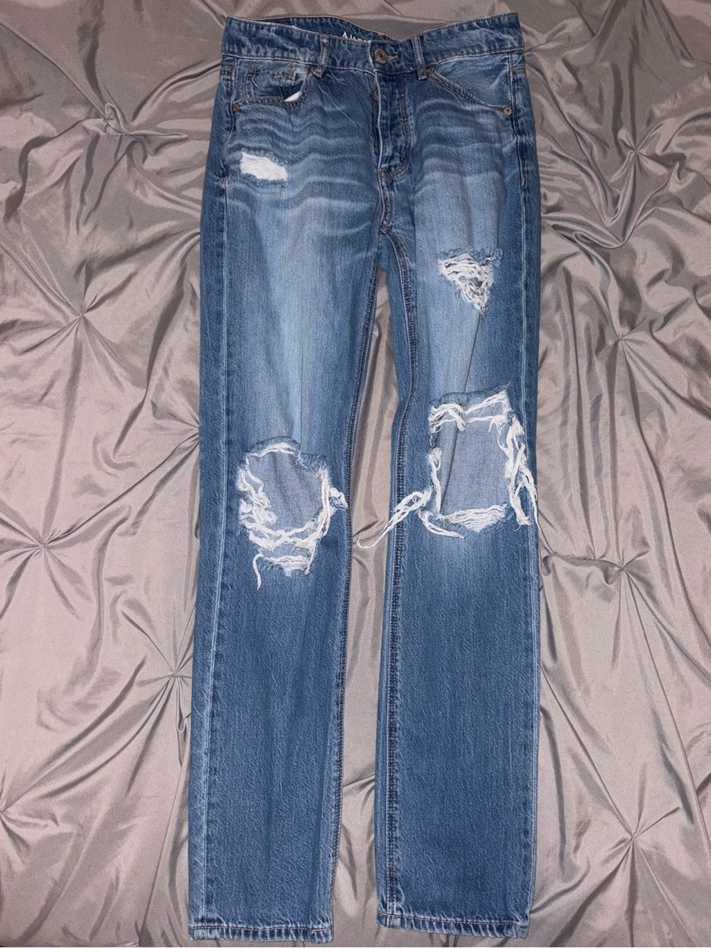 American Eagle Outfitters Distressed Straight-Leg Jeans - Medium Blue